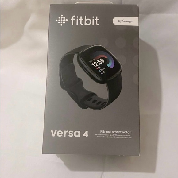 Fitbit Versa 4 Graphite Black Smartwatch - BRAND NEW - NEVER WORN - NWT